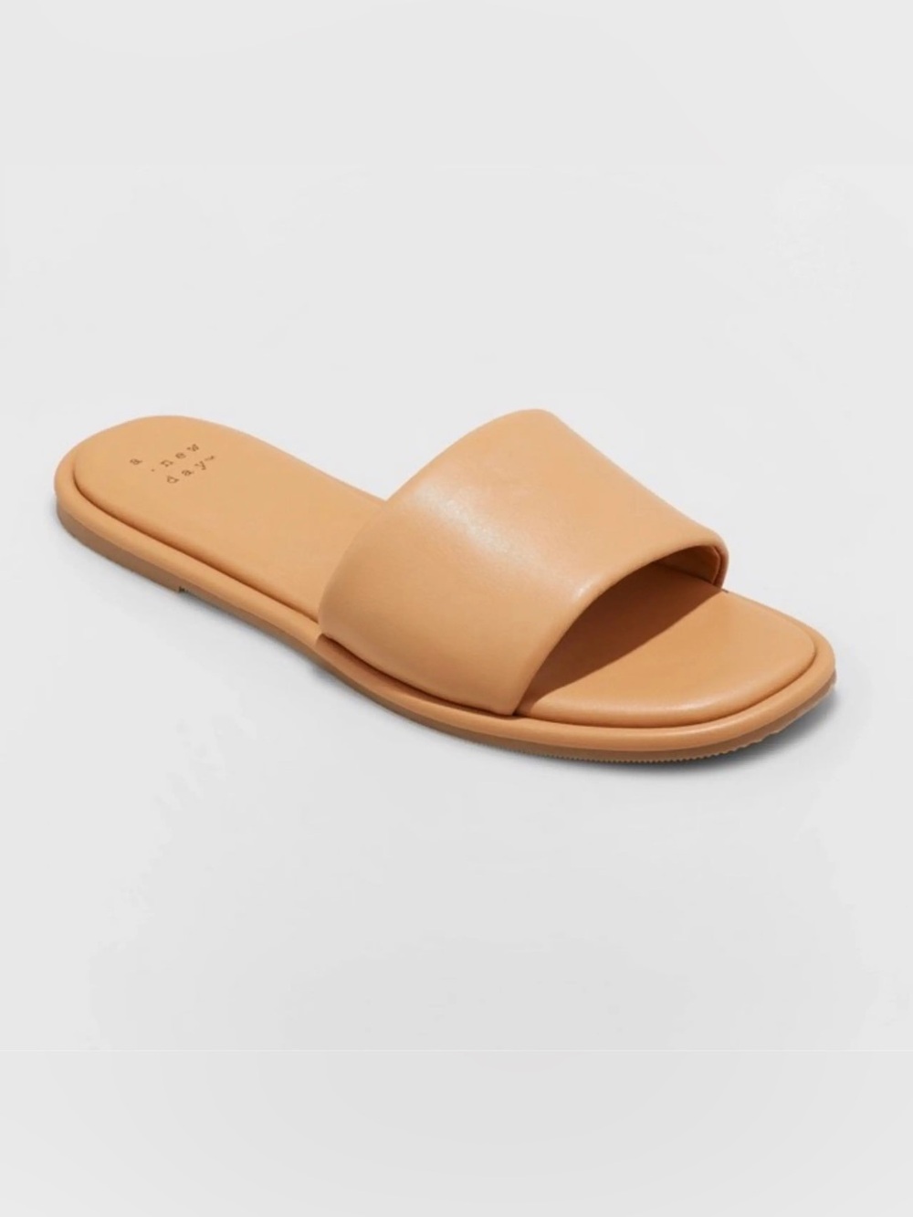 a new day Lulu slides in Tan